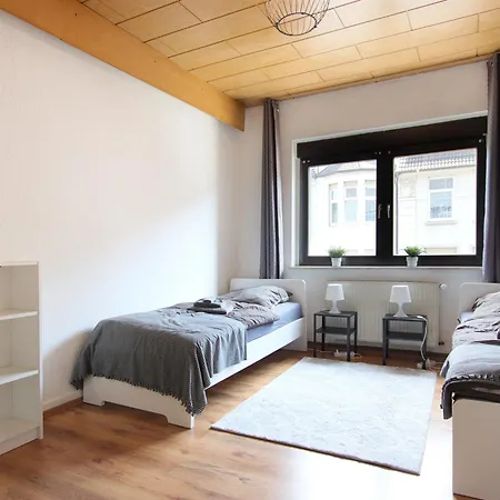 Feel Good And Rest Well - For Workers And Tourists 1-4 Person - Wifi - Smart Tv - Garden Appartement