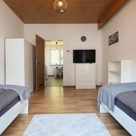 Appartement Feel Good And Rest Well - For Workers And Tourists 1-4 Person - Wifi - Smart Tv - Garden