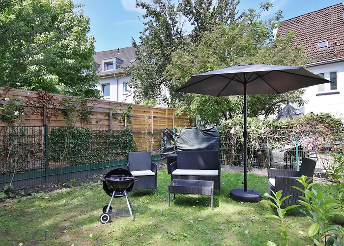 Feel Good And Rest Well - For Workers And Tourists 1-4 Person - Wifi - Smart Tv - Garden *