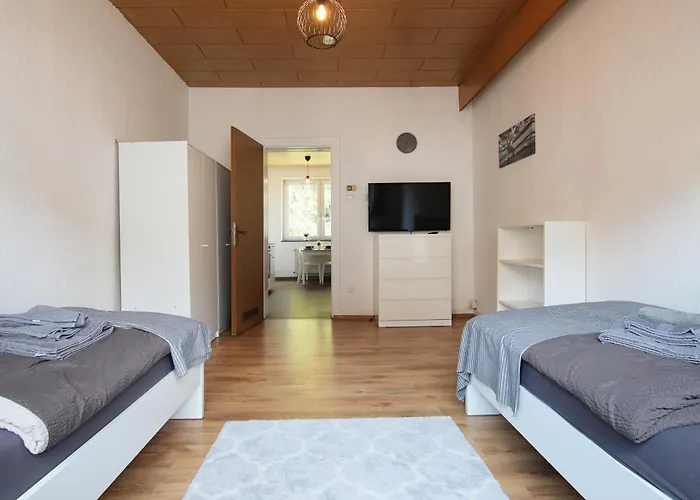 Appartement Feel Good And Rest Well - For Workers And Tourists 1-4 Person - Wifi - Smart Tv - Garden