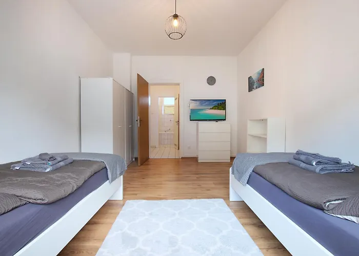 Feel Good And Rest Well - For Workers And Tourists 1-4 Person - Wifi - Smart Tv - Garden Appartement Gelsenkirchen